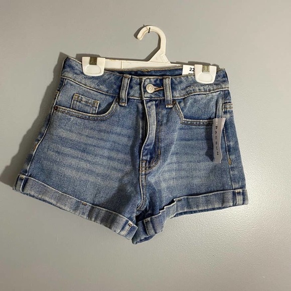 PacSun Pants - Pacsun Mom Shorts Size 22 NWT